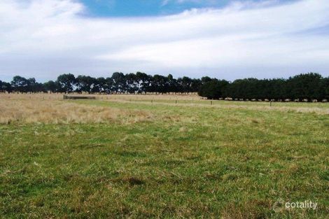 8 Farys Rd, Panmure, VIC 3265