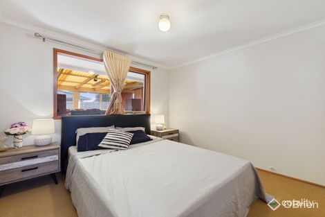 Property photo of 5 Sherriff Rise Pakenham VIC 3810