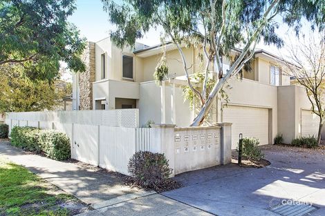 Property photo of 15/2 Coventry Drive Sandhurst VIC 3977