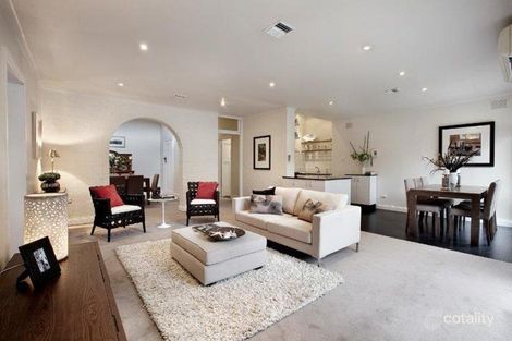 Property photo of 23 Ash Grove Malvern East VIC 3145