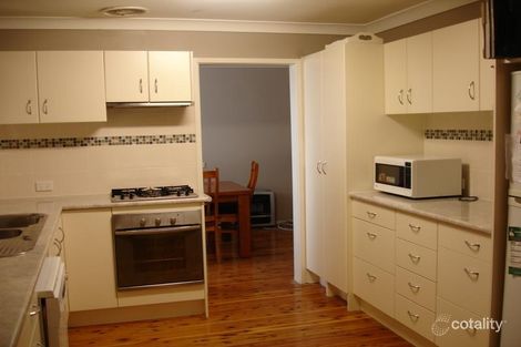 Property photo of 4 Dandaloo Street Hillvue NSW 2340