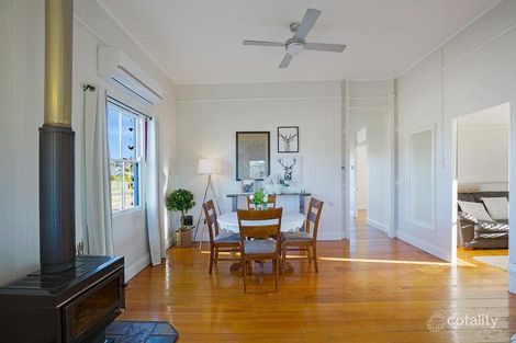 Property photo of 8 Phipps Drive Meringandan West QLD 4352