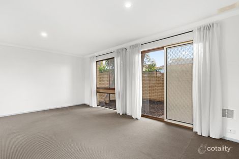 Property photo of 1/21 Copperwaite Road Kardinya WA 6163