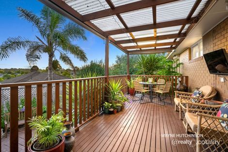 Property photo of 5 Sainsbury Avenue Greensborough VIC 3088