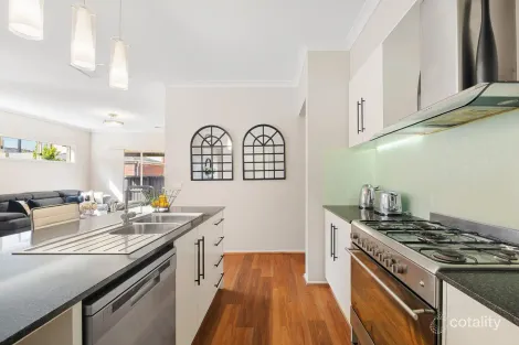 Property photo of 18 Meranti Way Epping VIC 3076