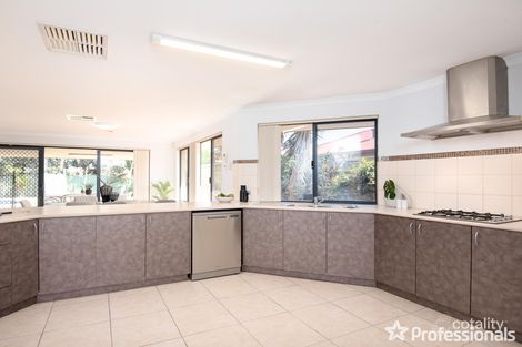 Property photo of 25 Excalibur Chase Wattle Grove WA 6107