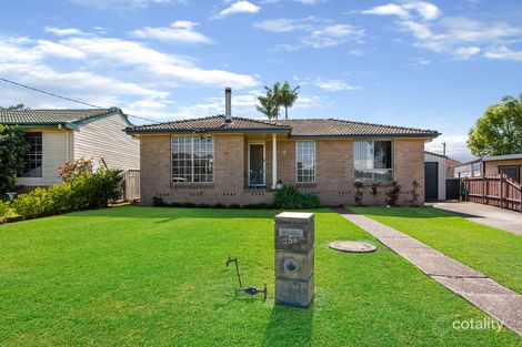 Property photo of 5 Sapphire Drive Tarro NSW 2322