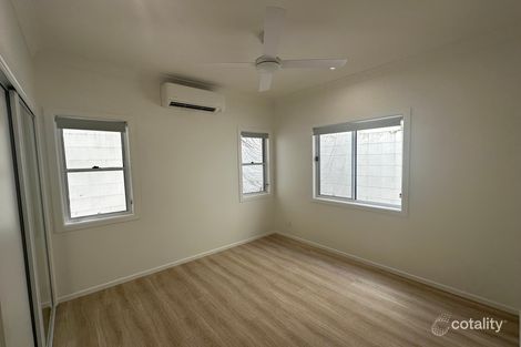 Property photo of 18 Ashby Street Fairfield QLD 4103