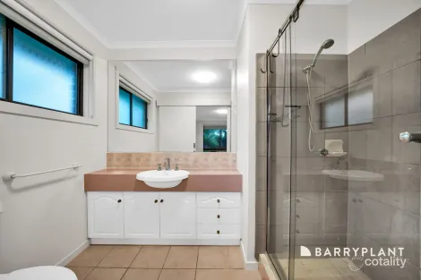 Property photo of 23 Bellbridge Drive Hoppers Crossing VIC 3029