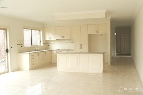 Property photo of 16 Paringa Avenue South Morang VIC 3752