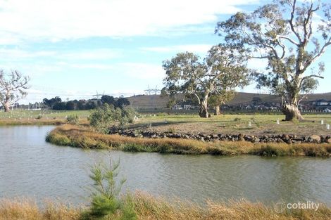 Property photo of 16 Paringa Avenue South Morang VIC 3752