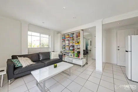 Property photo of 4 Poinciana Avenue Taranganba QLD 4703