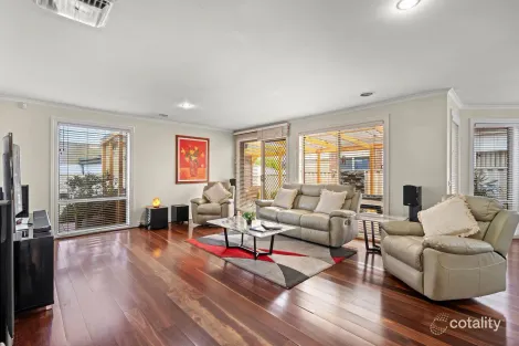 Property photo of 70 Stenson Road Kealba VIC 3021