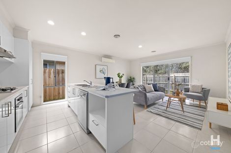 Property photo of 96 Broderick Road Carrum Downs VIC 3201