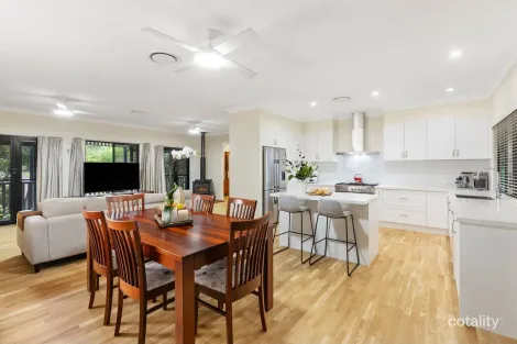 Property photo of 28 Bakers Hill Place Anstead QLD 4070