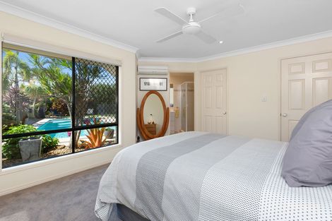 Property photo of 12 Magnolia Crescent Banora Point NSW 2486