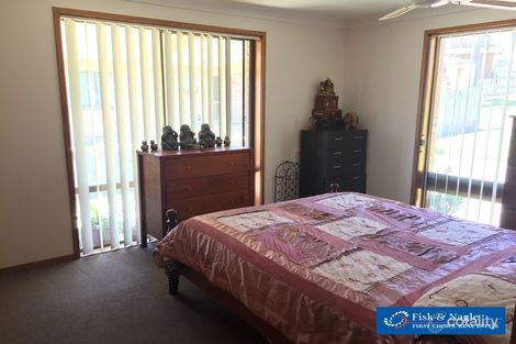 Property photo of 19 Kooringal Place Bega NSW 2550