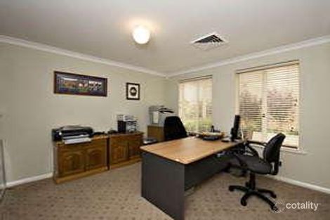 Property photo of 29 Lakefront Circle The Vines WA 6069