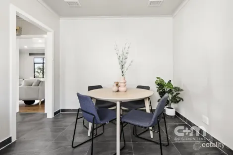 Property photo of 8 Mitchell Court Glenroy VIC 3046