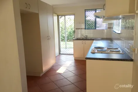 2/22 Lilla St, Woody Point, QLD 4019