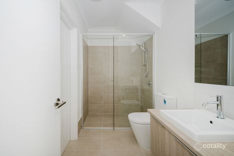 Property photo of 5 Newark Way Orelia WA 6167