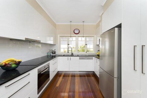 Property photo of 33 Kanumbra Street Coorparoo QLD 4151