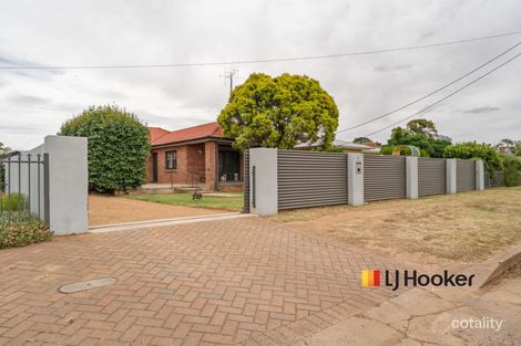 Property photo of 24 Algalah Street Narromine NSW 2821