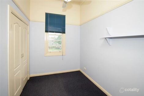 Property photo of 74 Bourke Street Turvey Park NSW 2650