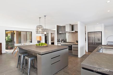 Property photo of 14 Neptune Court Surfers Paradise QLD 4217