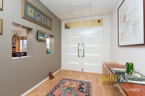 Property photo of 6A Aurora Close Mawson ACT 2607