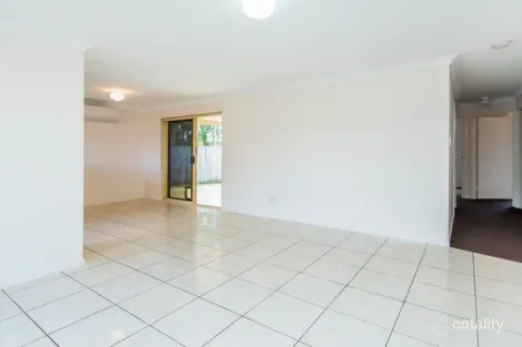 Property photo of 1/25 Crystal Reef Drive Coombabah QLD 4216