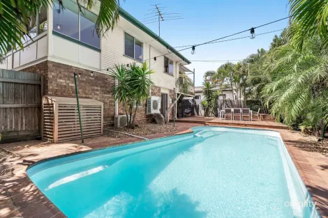 Property photo of 1 Birru Street Wynnum West QLD 4178