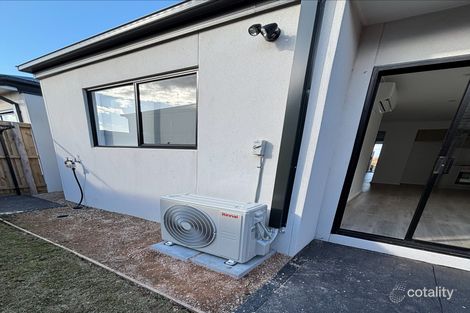 Property photo of 44 Hurst Drive Tarneit VIC 3029