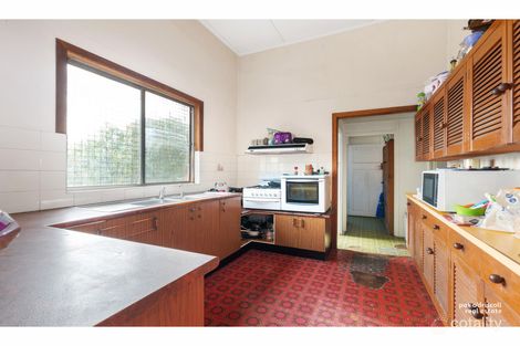 Property photo of 131 Lakes Creek Road Berserker QLD 4701