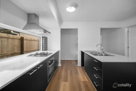 Property photo of 29 Davis Way Walloon QLD 4306