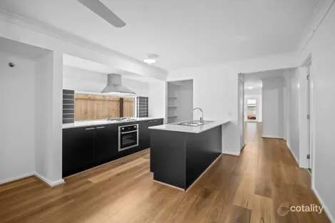 Property photo of 29 Davis Way Walloon QLD 4306