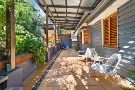 Property photo of 11 Burnham Road Bardon QLD 4065