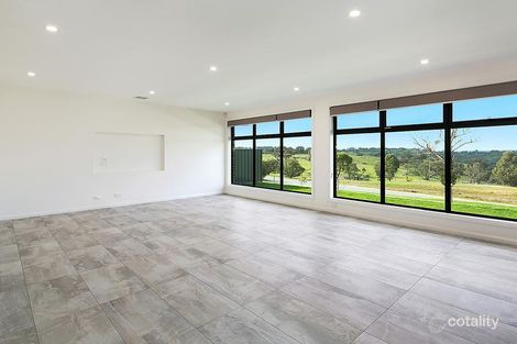 Property photo of 17 Garraway Crescent Googong NSW 2620