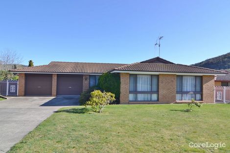 Property photo of 3 Chivers Close Bowenfels NSW 2790