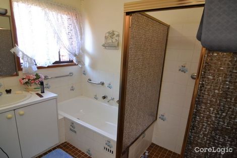 Property photo of 3 Chivers Close Bowenfels NSW 2790