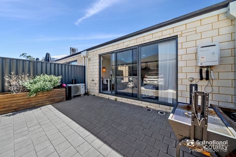 Property photo of 20 Salhouse Road Aveley WA 6069