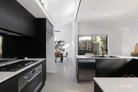 Property photo of 11 Bendora Crescent Palmerston ACT 2913