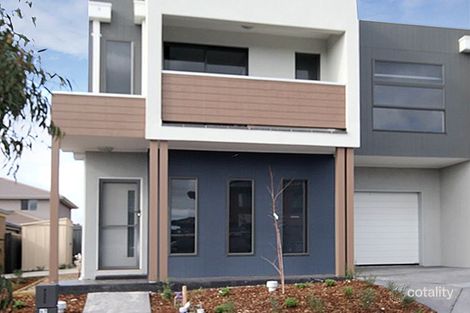 Property photo of 47 Versant Drive Craigieburn VIC 3064