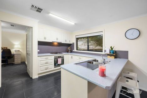 Property photo of 13 Cordover Court Alfredton VIC 3350