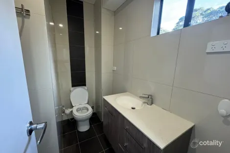Property photo of 10 Doral Grove Luddenham NSW 2745