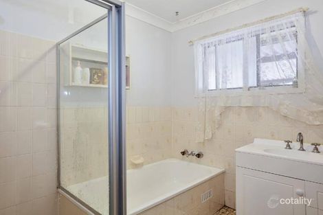 Property photo of 10 Karangal Crescent Buff Point NSW 2262