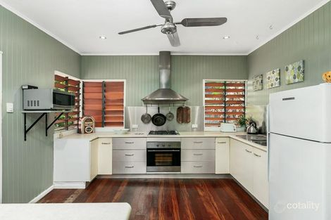 Property photo of 7 Holmes Street Stratford QLD 4870