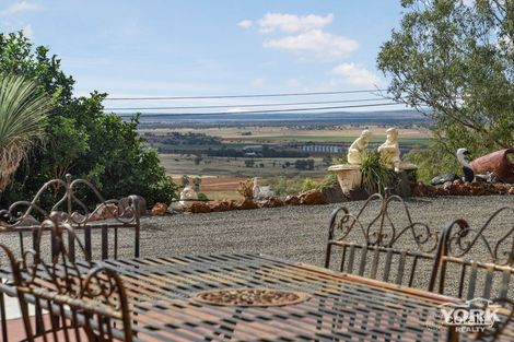 Property photo of 26 Linora Drive Gowrie Mountain QLD 4350