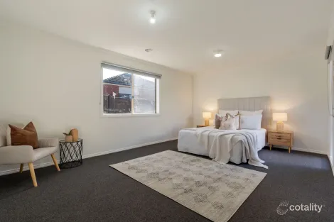 Property photo of 11 Millstream Pass Craigieburn VIC 3064