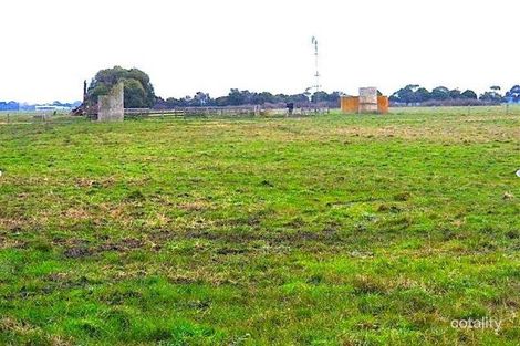 365 Simpson Rd, Iona, VIC 3815